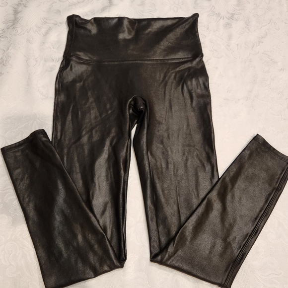 SPANX Pants - Spanx black metallic leggings large